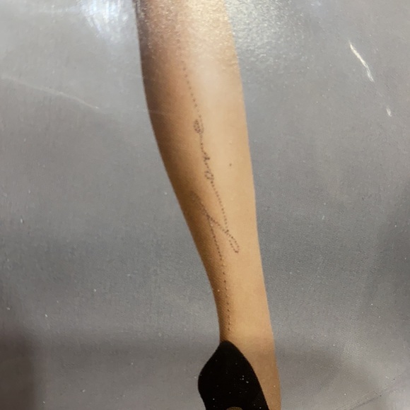 🔥Wolford “Loveletter” tights size medium in black - Picture 7 of 8